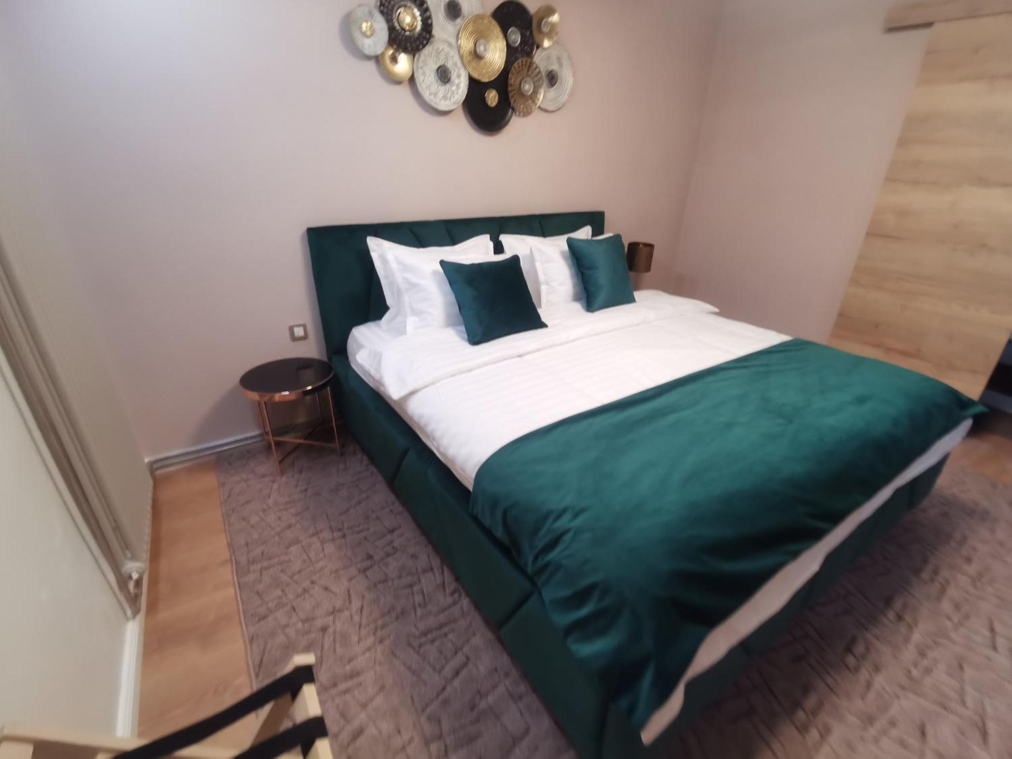Aparthotel Trend *